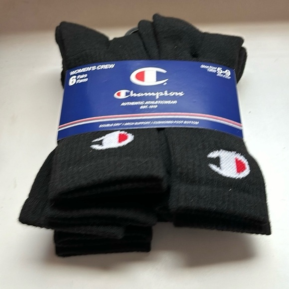 New Champion Socks Women’s 6 Pair Black Crew Socks Athletic Casual Activewear - Picture 2 of 12